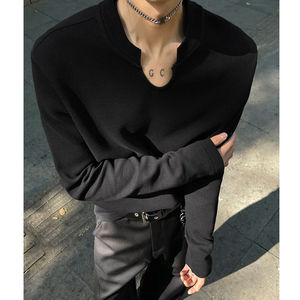 Camiseta de Manga Larga con Cuello en V para Hombre, Corte Ajustado, Color Sólido, Informal de Primavera, Básica, Lisa, Transpirable, Cómoda, Elástica y Suave - Product Image 1