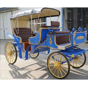 Carro de caballos Victoriano de estilo moderno, hermoso carruaje de madera, las últimas decoraciones de boda a la venta - Product Image 1