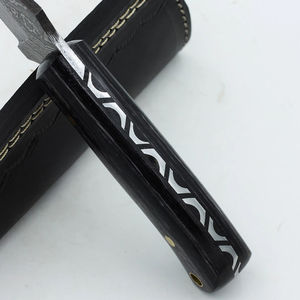 Cuchillo de Caza y Camping de Hoja Fija de Acero Inoxidable Personalizable con Borde Dentado - Compatible con OEM - Product Image 4