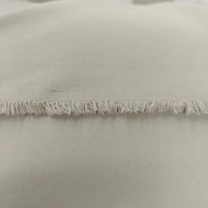 Micro fibra suave % 100 poliéster 135 GSM tela tejida de alta calidad 128 colores diferentes fábrica bajo precio ancho 150cm para ropa - Product Image 4