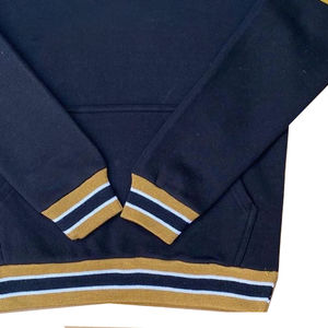 Sweat-shirt sport à col rond en polaire Alpha Black, automne, uni, imprimé en 3D, bande dorée, bord côtelé, poche kangourou - Product Image 5