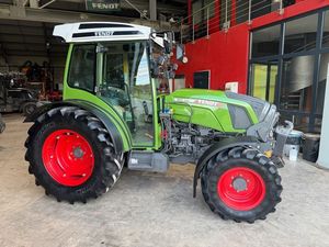 4WD วิ่ง Fendt 211P รถแทรกเตอร์80hp 75hp รถแทรกเตอร์ฟาร์ม60hp เครื่องจักรทางการเกษตรใหม่ - Product Image 2