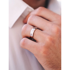 Preciosos Anillos de Compromiso Clásicos para Mujer con Moissanita de Corte Redondo, Acero Inoxidable, Chapado en Oro de 18K, Elegantes Anillos de Diamantes - Product Image 2