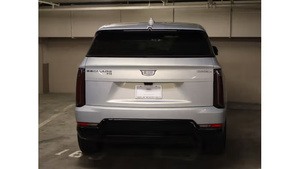 2025 Cadillac Escalade IQ Sport 2 Seminuevo en Excelentes Condiciones - Product Image 4