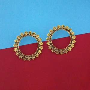 Jeweljunk Boucles d'oreilles rondes en plaqué or antique 1315343A Clous floraux à la mode pour femmes - Product Image 1