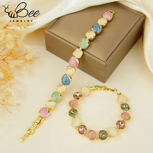 Pulsera de cadena de piedras naturales romanas con baño de oro de 14 quilates y gemas de cristal coloridas personalizadas al por mayor para dama - Product Image 4