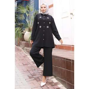 Conjunto Casual con Detalles de Piedras Brillantes, Negro 19264 XS, Largo Midi - Product Image 1