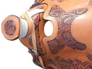 Selle de course de chevaux anglaise de l'Inde en cuir de vachette Outil à main floral Wade Tree A Fork Premium Western Leather Saddle - Product Image 2