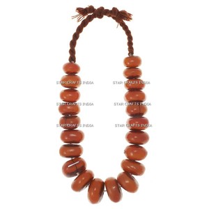 Collier en résine rouge de haute qualité bijoux de mode pour les femmes de l'Inde Look à la mode collier en résine fait main - Product Image 2