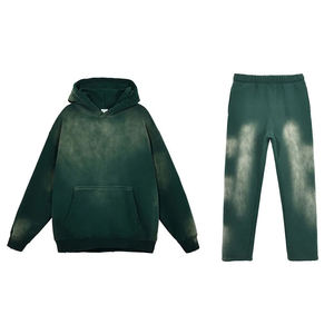 Chándal deportivo de algodón personalizado de talla grande para hombre, chándal para correr para gimnasio, estampado de pantalla personalizado y traje para correr Sunfaded personalizado, conjunto de chándal para hombre - Product Image 4