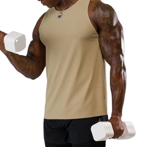 Débardeur de musculation pour hommes, sans manches, design découpé, vente en gros, prix bas, coupe ajustée, côtelé, élastique, stringer, maillot personnalisé - Product Image 4