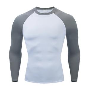Rashguard de sport unisexe de conception professionnelle, manches longues, respirant, en spandex/nylon, logo personnalisé, rashguard d'entraînement - Product Image 4