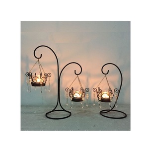 Portavelas de metal artesanales de lujo, ideales para bodas, fiestas, ocasiones festivas y interiores elegantes. - Product Image 1