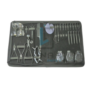 Kit de herramientas de extensión de cabello grande, en Color negro mate, múltiples accesorios y etiquetado personalizado gratis de marca - Product Image 1