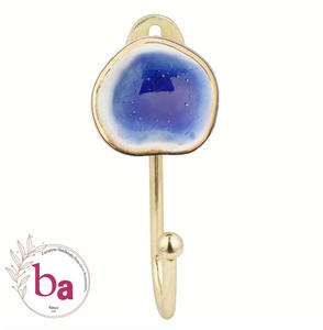 Crochets et rails muraux en céramique de luxe marocain doré peint à la main avec glaçure craquelée - Product Image 1