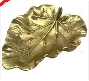 Nouvelle arrivée : plat de service doré à motif feuille pour hôtels, restaurants et bars - Product Image 1