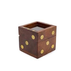 Boîte à dés traditionnelle en bois faite à la main en verre avec boîte à dés en bois de travail en laiton de haute qualité - Product Image 3
