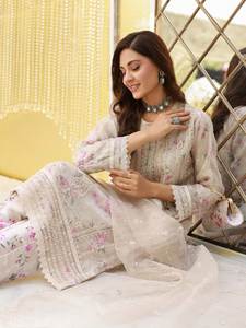 Ensemble Salwar pour femmes longueur genou en tissu fausse fourrure de haute qualité pour une fête et une fête - Product Image 2