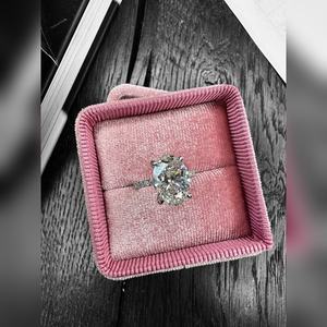 Vente flash Bague en diamant de laboratoire ovale de 5,00 carats VVS2 VVS1 Certifiée IGI Prix d'usine Fournisseur Expédition mondiale - Product Image 3