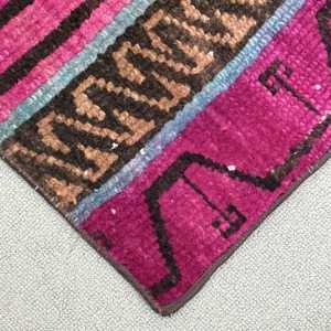 Turkish Rug, Small 2.4x4.9 ft Vintage Rug, <b>Red</b> Brown Check <b>Wool</b> Rug - Product Image 4