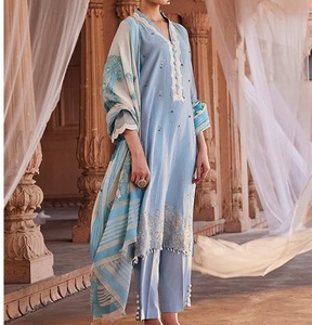 Traje Tradicional de 3 Piezas Shalwar Kameez para Césped, Traje de 3 Piezas con Estampado Digital y Costuras Elegantes, Servicio OEM, Transpirable para Fiestas de Invierno - Product Image 1