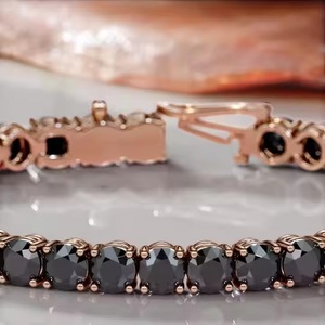 Bracelet en diamant de laboratoire noir complet, design magnifique, bracelet en or 18 carats pour femmes, bijoux fins en moissanite, Inde - Product Image 6