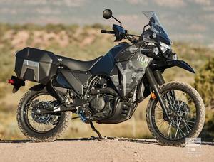 Venta con descuento para motocicleta estándar Kawasakis KLR 650 Envío exprés - Product Image 2