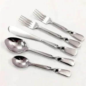 Ensemble de couverts en acier inoxydable élégant vaisselle de luxe en métal pour la maison, le restaurant, l'hôtel et le mariage - Product Image 3