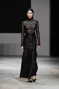 Chemise élégante pour femmes, nouvelle arrivée, ODM GISELLE TOP, 92% polyester, 8% rayonne, hauts pour femmes, col haut, dentelle - Product Image 5