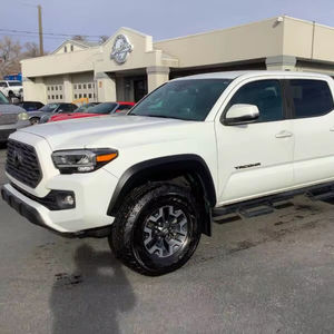 Tacoma TRD Off-Road 2023, Transmisión Manual, Volante a la Izquierda, Color Oscuro, R15, Cuero, en Venta - Product Image 1