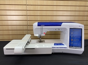 Machine à coudre et à broder TopSelling Brand New NV6700D Quattros 2 - Product Image 3