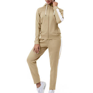 Chándales de invierno de talla grande de diseñador personalizados para mujer, ropa informal con capucha, conjunto de pantalones de chándal apilados, chándal de gran tamaño sólido - Product Image 1
