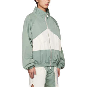 Conjunto corto personalizado de estilo único, chaquetas y pantalones cortos cortavientos para hombre, pantalones cortos cortavientos personalizados, conjuntos de chándales - Product Image 2