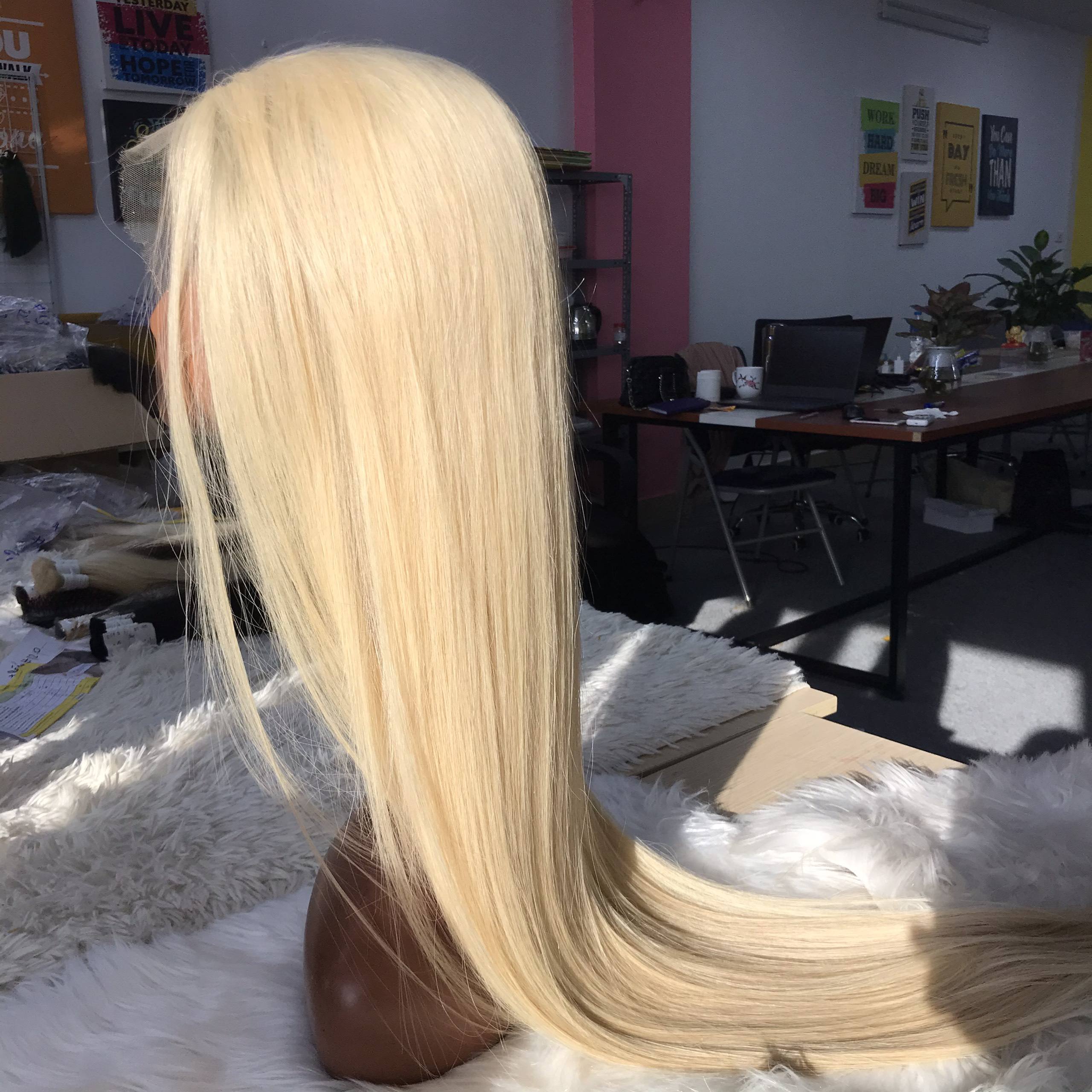 613สีบลอนด์