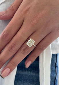 Bague Moissanite en argent 925 coupe radiante 3 carats pierre centrale incolore conception délicate Double griffe dents certifiée beau cadeau - Product Image 5