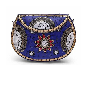 Resin Clutch Bags Design Mother of Pearl Clutch Bag for Bridesmaids Trendy Wooden Clutch Bags With Resin and Geometric Shapes - Product Image 6