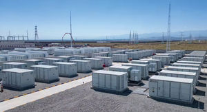 Sistema de Almacenamiento de Energía Solar Híbrido de 1 MWh y 10 MW en Contenedor, Batería LiFePO4, IP55, Refrigeración por Aire, 6000 Ciclos, 25 Años de Vida Útil, 1500 V, 150 Ah, Comercial, Listo para Enviar - Product Image 3