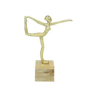 Escultura de Yoga de equilibrio elegante y moderno, figura de postura abstracta dorada de bailarina con Base de madera, vajilla y decoraciones para fiestas - Product Image 4