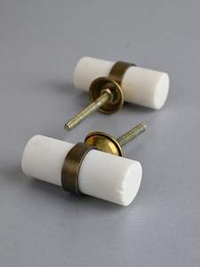 Poignée de porte de placard en bois avec couleur, forme et taille personnalisées Fabriqué en Inde - Product Image 3