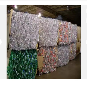 Déchets de bouteilles en PET transparent / Déchets de bouteilles en plastique / Déchets de plastique de qualité générale - Product Image 1