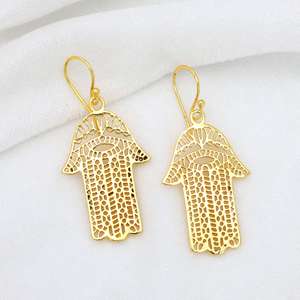 Boucles d'oreilles pendantes en laiton plaqué or 18 carats, motif œil protecteur Hamza, bijoux tribaux religieux en gros pour femmes - Product Image 2