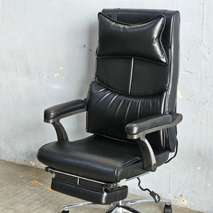 Silla Ejecutiva Negra de Respaldo Alto con Base de Aluminio, Control de 2 Botones, Diseño Ergonómico HOM1058-01 - Product Image 5