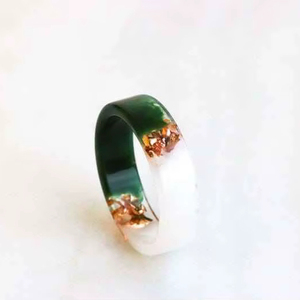 Resin Acrylic Rings Round Shape Handcrafted Love Ring Women Party Jewelry Wholesale Supply for Best Price - Product Image 1