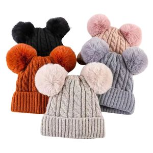 Bonnet tricoté d'hiver chaud avec fausse fourrure Pom Pom Cable Knit Cap Baby Knit Beanie Hat with Cute Bear Ears Winter Warm Cap - Product Image 3