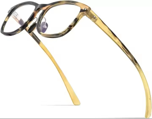 Gafas de Sol Vintage Hechas a Mano con Cuerno de Búfalo |   Gafas de Diseño con Montura de Cuerno Natural Clásico - Product Image 1