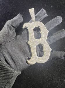 Pendentif unisexe personnalisé lettre initiale en A-Z brillant Moissanite chaîne câblée collier à breloques à la mode pendentifs à breloques - Product Image 2