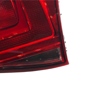 ไฟเบรกหลังขวาในตัวประตูรถ VOLKSWAGEN Golf 7 Sedan 5G0945094AC (12>) - Product Image 4
