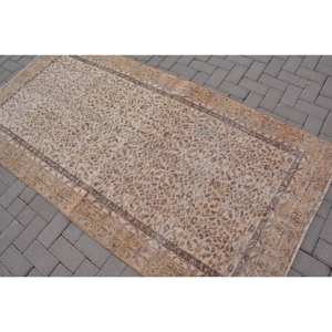 Alfombra Vintage Turca de Lana Ecológica de Pelo Medio, 3.9 pies x 7.6 pies, Beige Marrón, Diseño Clásico Rectangular de Gran Área con Parches - Product Image 4