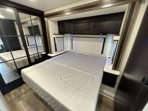 J-a-y-c-o S-e-n-e-c-a X-t 3-2-U d'occasion 2023 à vendre - Product Image 5