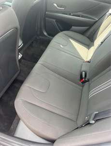 Hyundai Elantra SEL 2024, Bien Cuidado y Limpio - Product Image 5